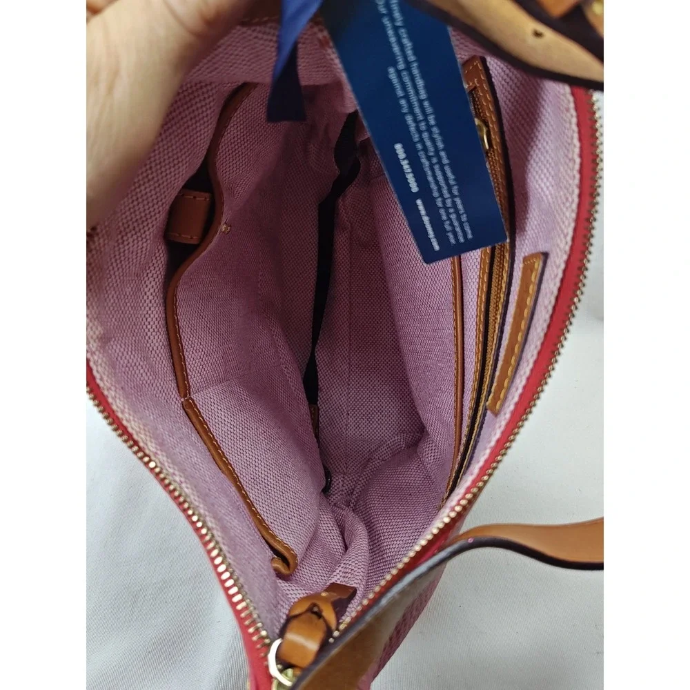 Dooney & Bourke Pebble Grain Pink Small Zipper Pocket Sac Leather Hobo Purse
